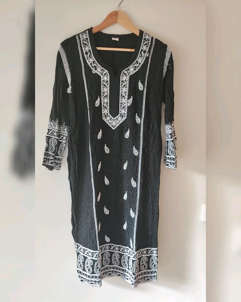 Black N White Embroidered Kurta