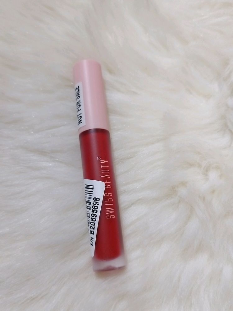 Swiss Beauty Liquid Lipstick