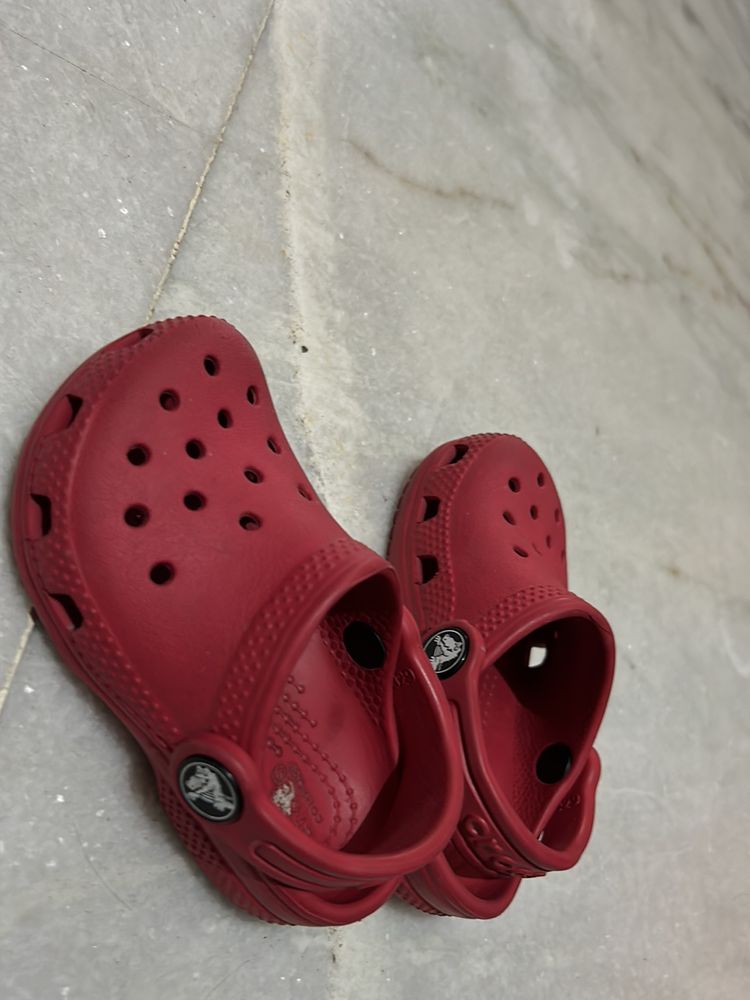 crocs for 1-2years (13.2cm)