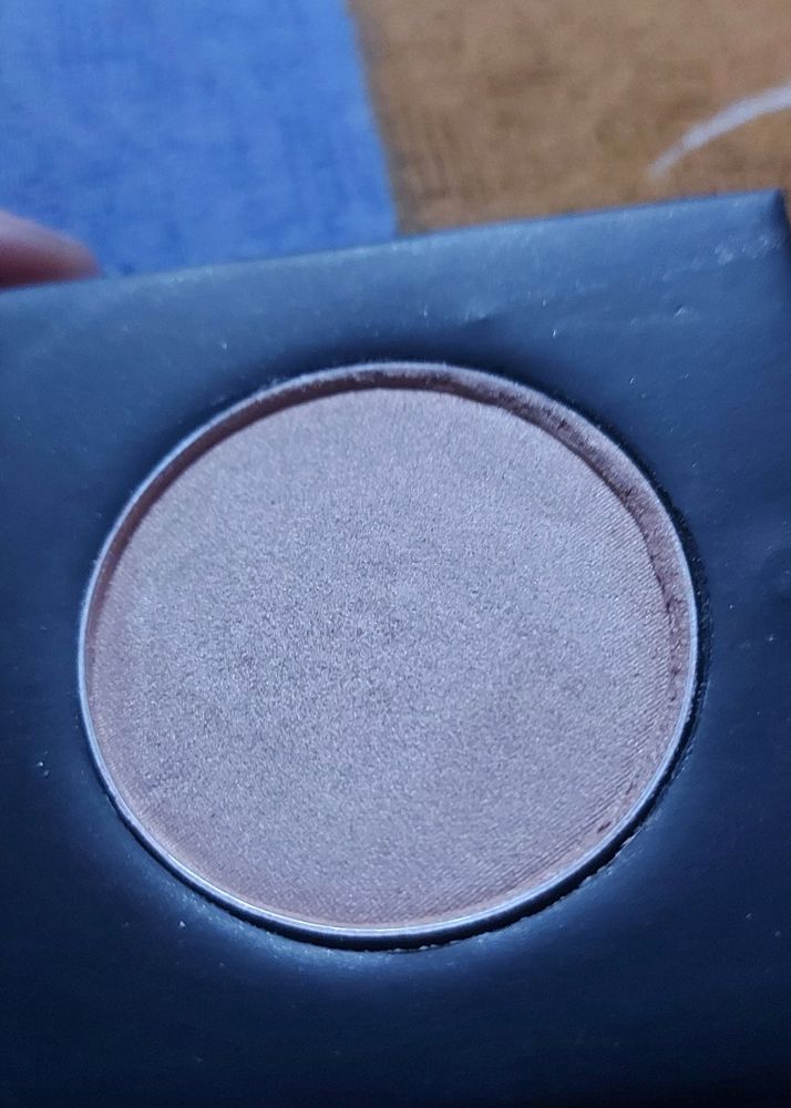 Faces Canada  Glow Highlighter