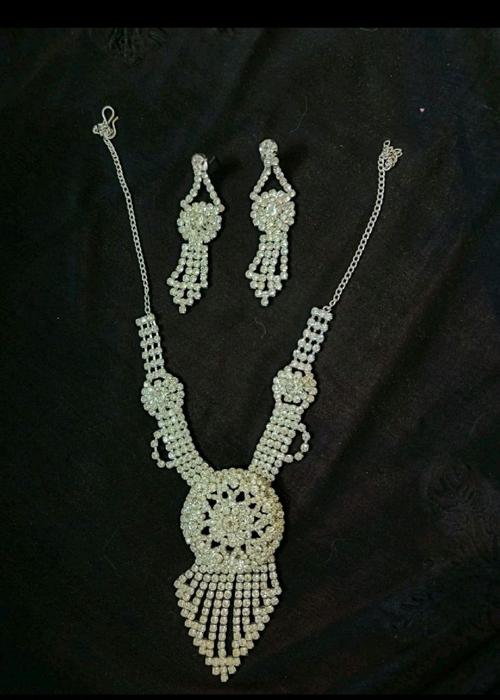 Ad Jewellery Sets On Sale