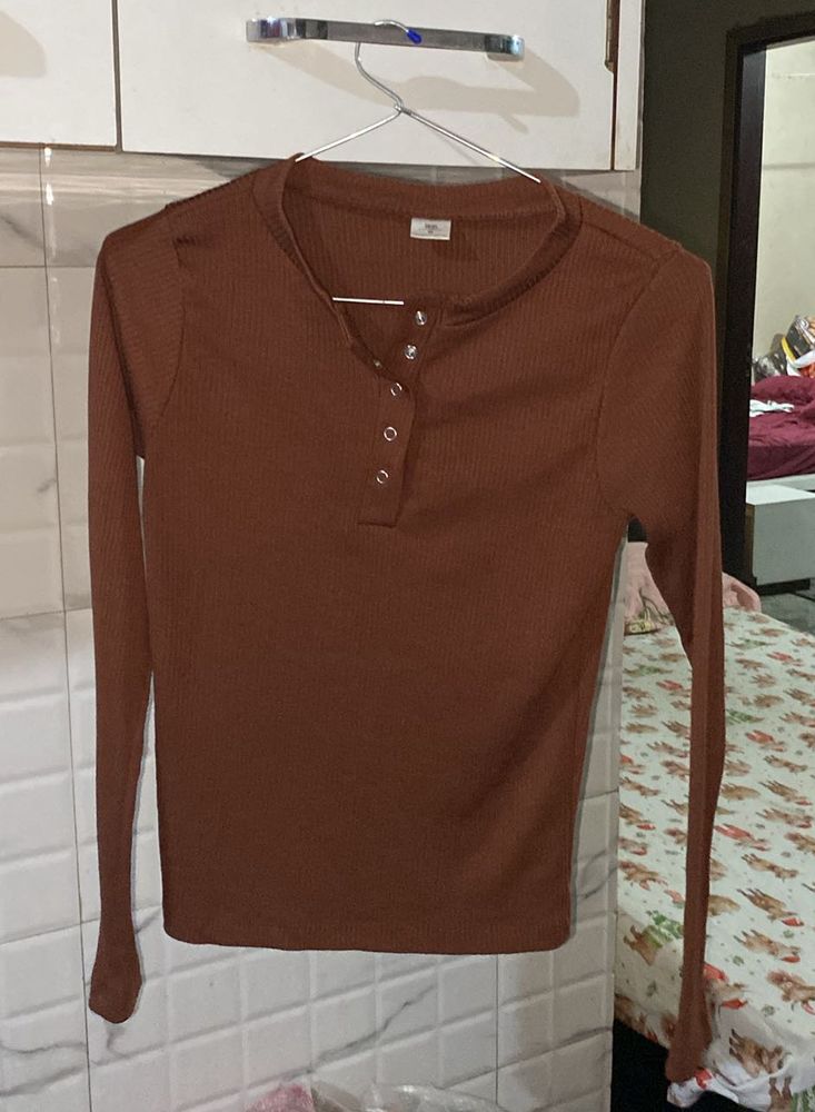 Cinnamon brown top