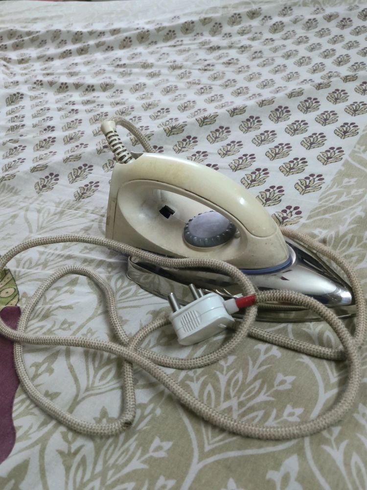 Philips Diva 80 Iron Box