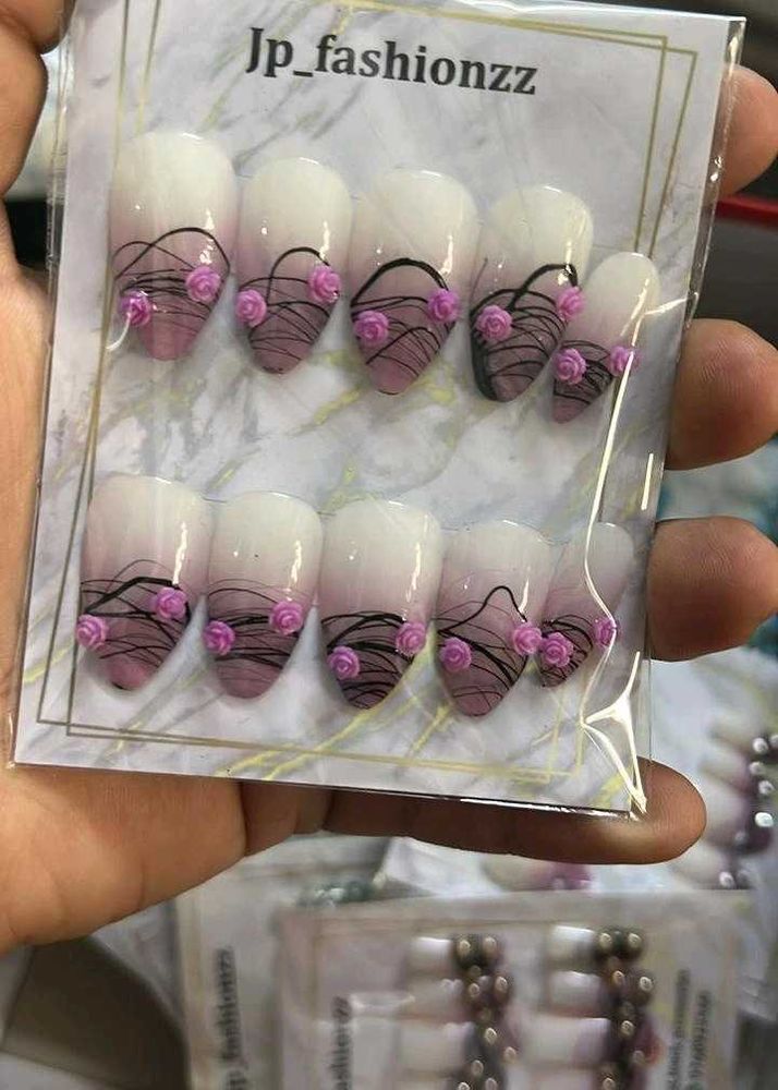 Press On Nails