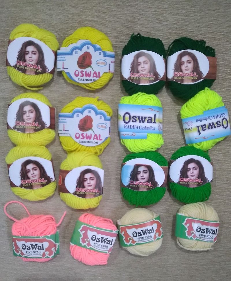 Small OSWAL Wool Bundles 16 Pieces