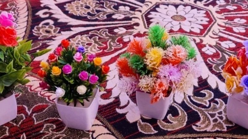 Artificial Flowers With Vase (4 Products)