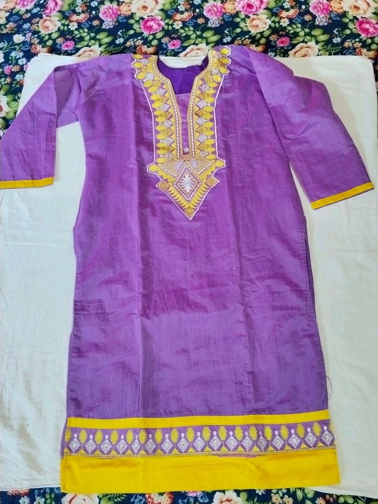 Kurti 💜