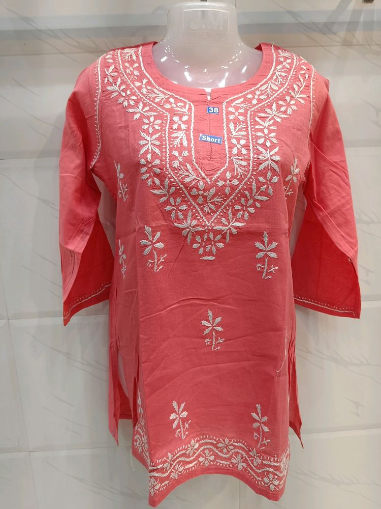 Lakhnavi Chikankari Kurti