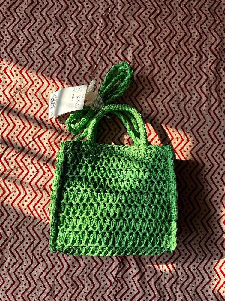 H&M Straw Beach Sling Bag Brand New