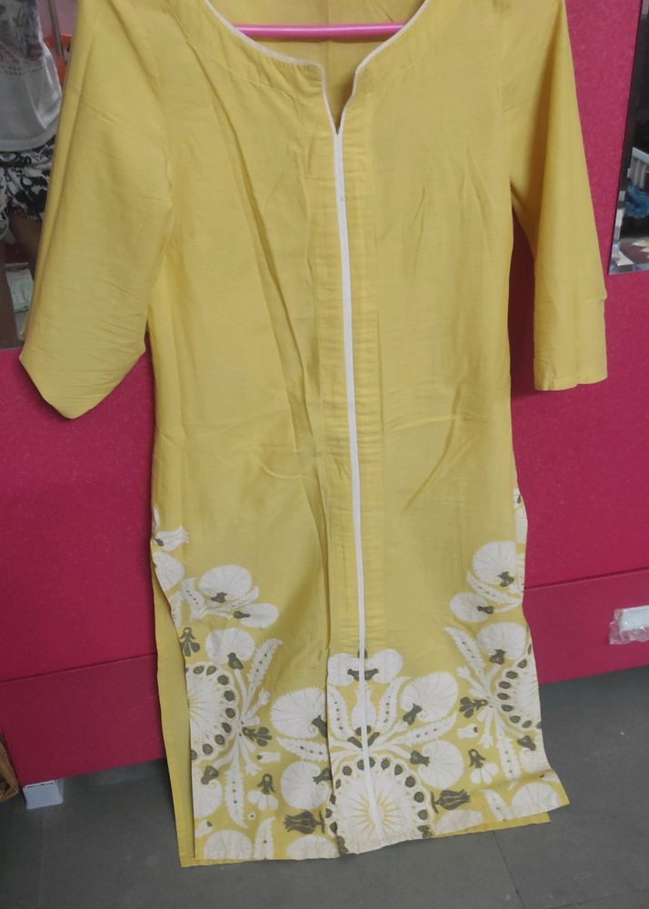 Aurelia Yellow Kurti