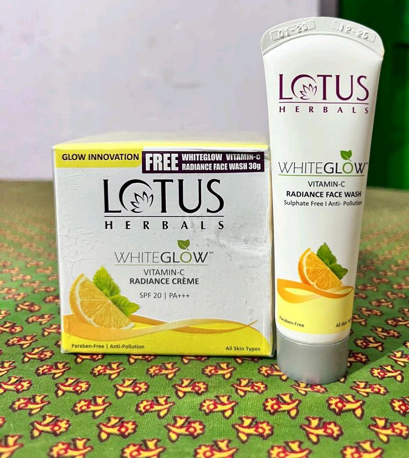 Lotus Herbals Cream  White Glow Vitamine E