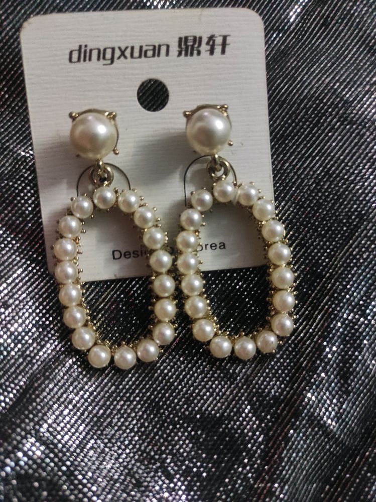 Pearl Oval Earrings