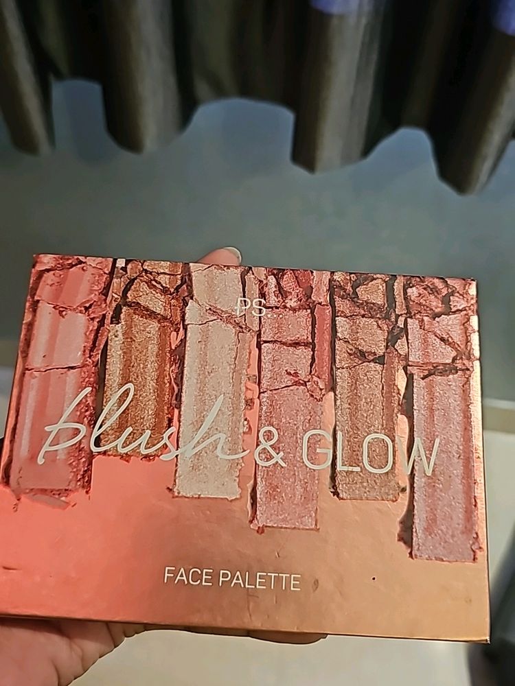 PS... Blush And Glow Face Palette