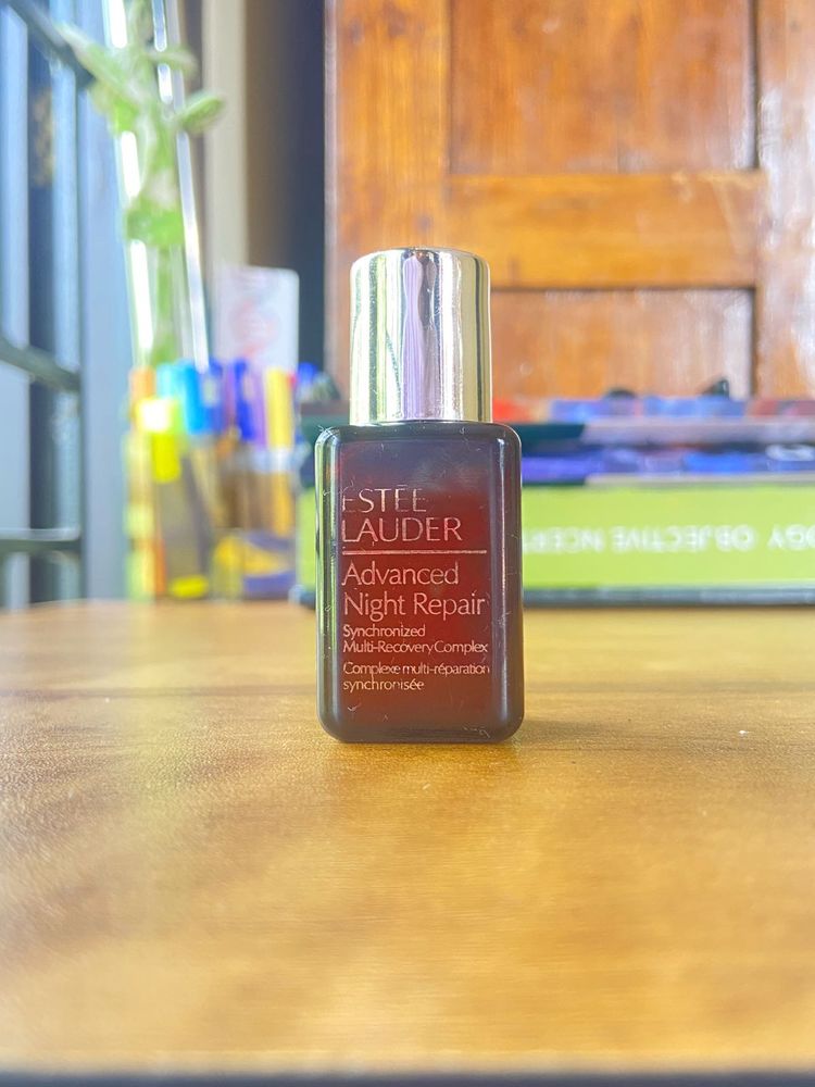 Ester Lauder Advance Night Repair Serum