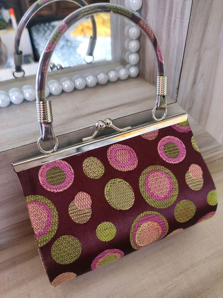 New Without Tag- Clutch Bag