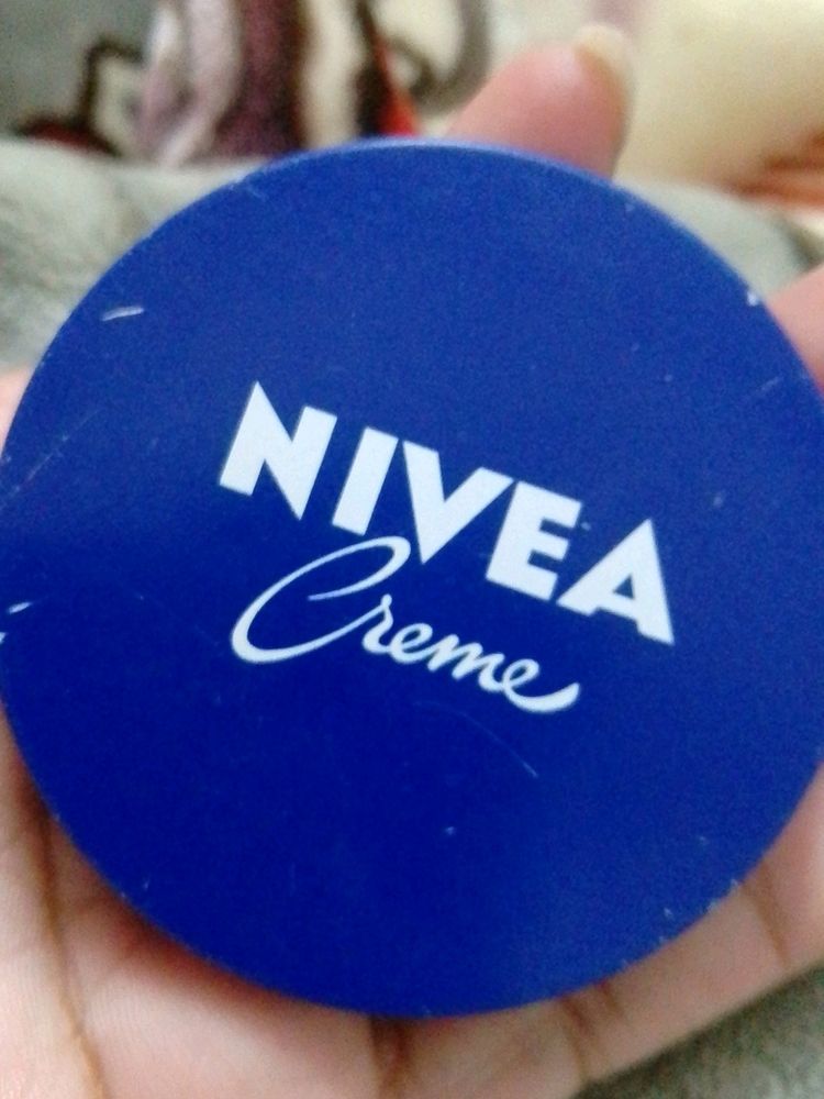 Nivea Creme With Free Himalaya Lip Balm