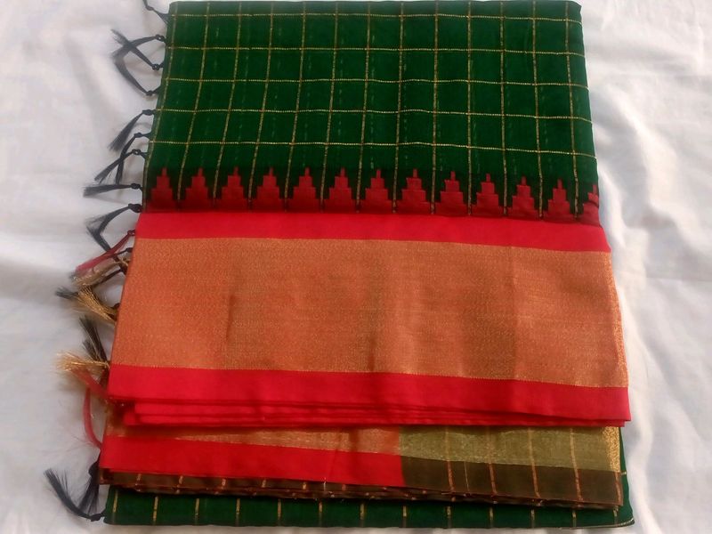 Chanderi Kuppadam Green And Red Mothi Checks