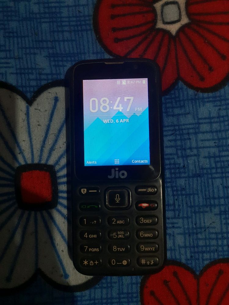 Jio 4g Keypad Mobile (Without Battery)