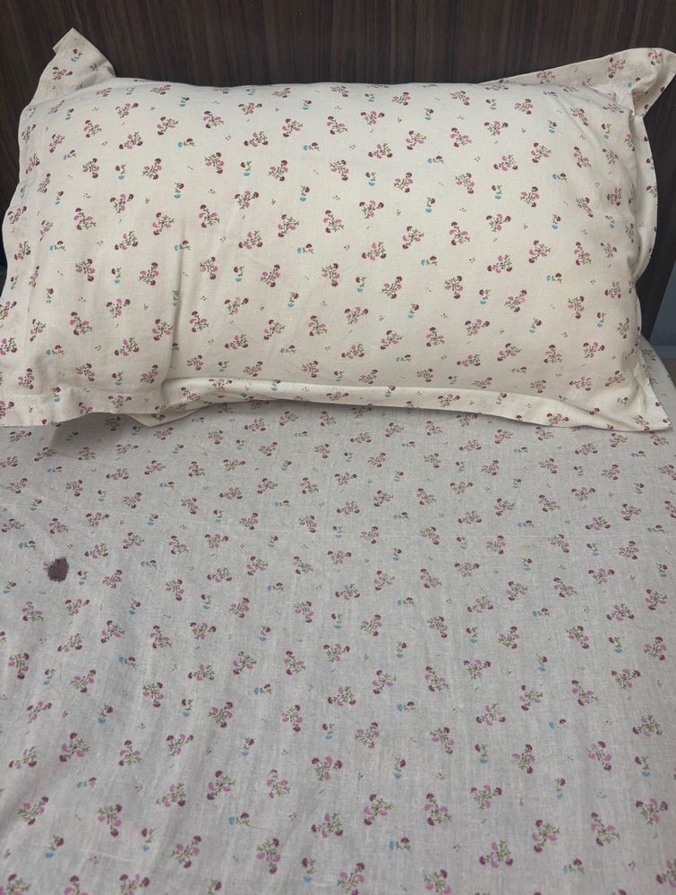 4 Single Bed sheets - With Pillow Cover