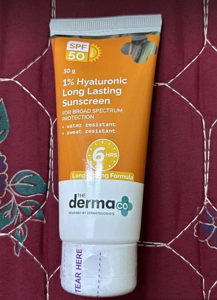 Derma Co Hyaluronic Acid Sunscreen