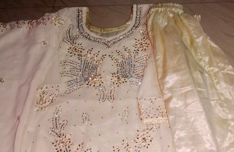 Cream Colour Kurta Set, With Dupatta Narrow Pant