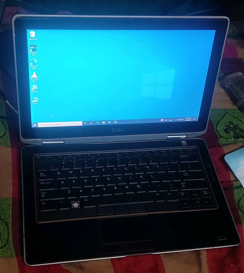 DELL i5 Laptop