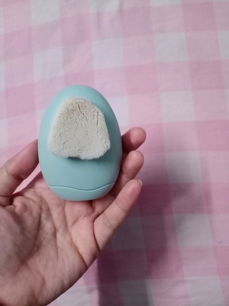 MINISO Facial Cleansing Brush with soft brustles