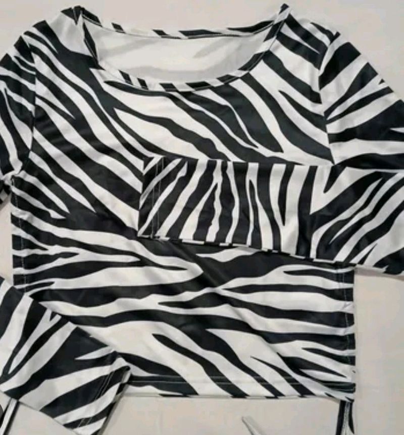 Urbanic Zebra Print Top, Xs Size, Brand New