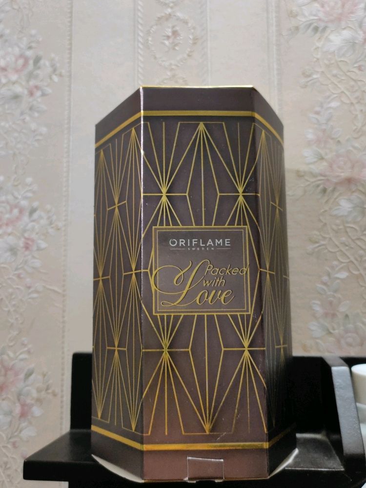 Oriflame Gift Box