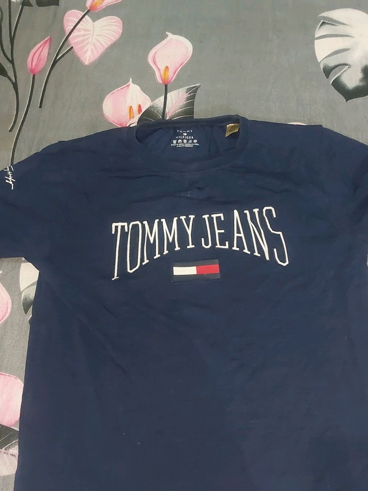 Tommy Hilfiger T-shirt Navy Blue In New Condition