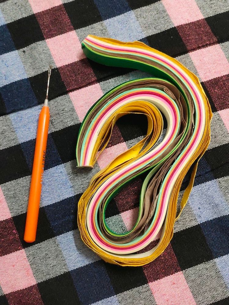 Quilling Paper and Tool