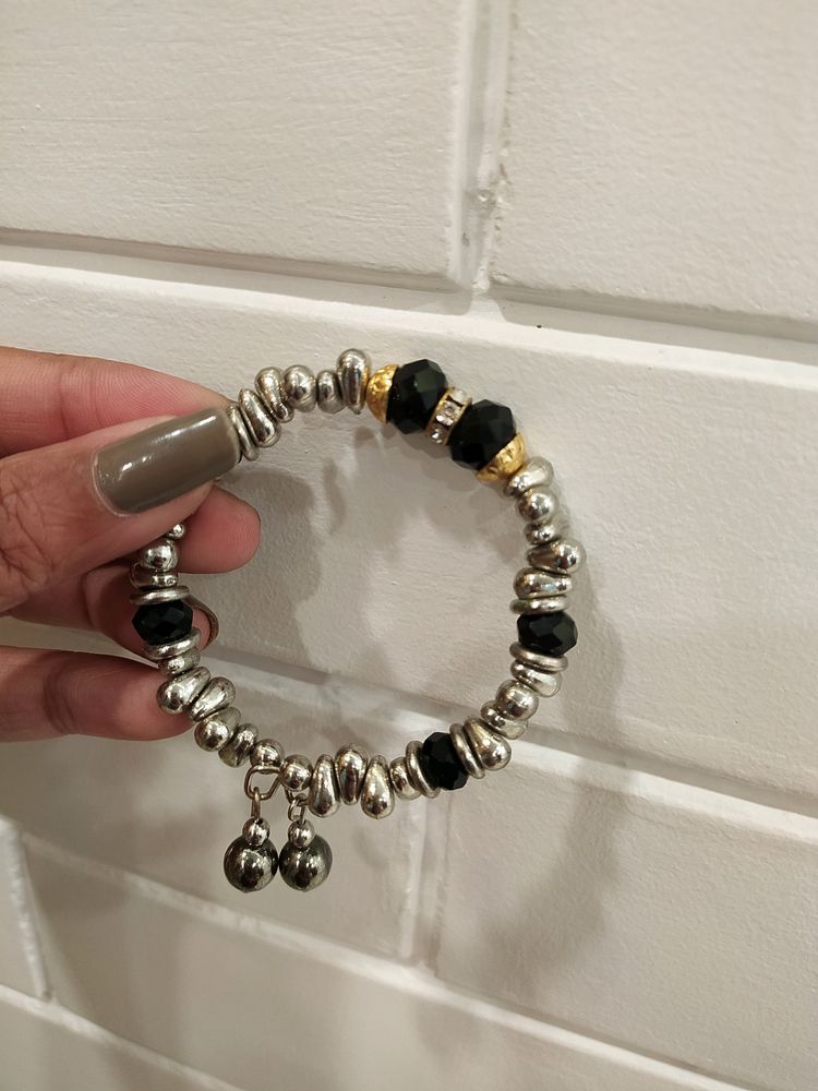 Black Beads Bracelet 🖤