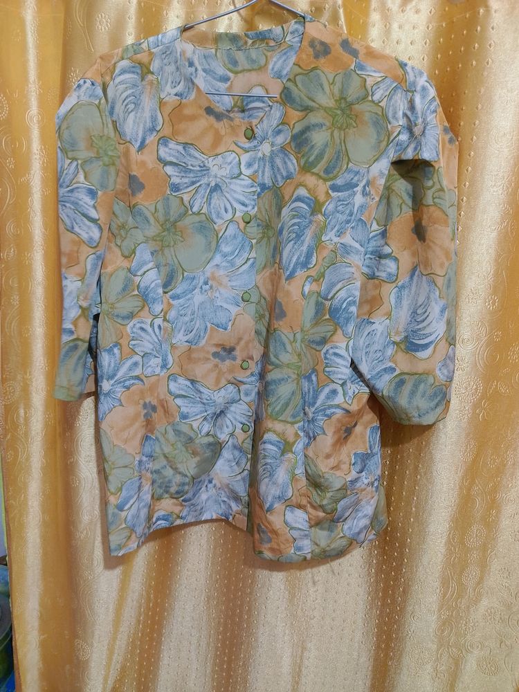 Loose Shirt Pattern Top