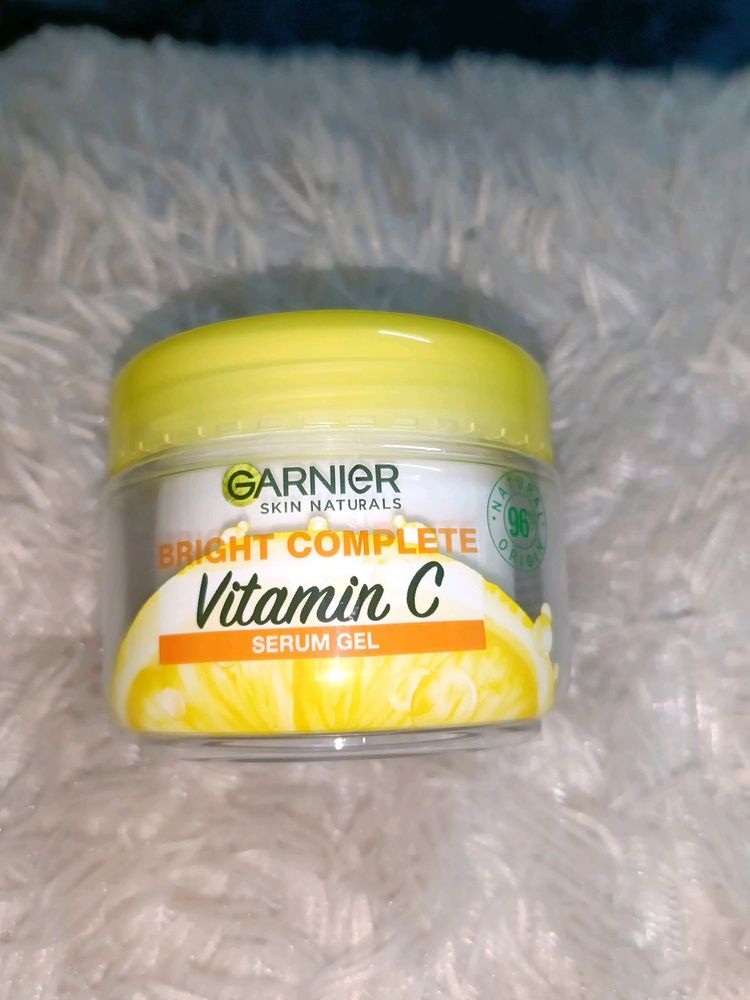 Garnier Vitamin C Serum Gel