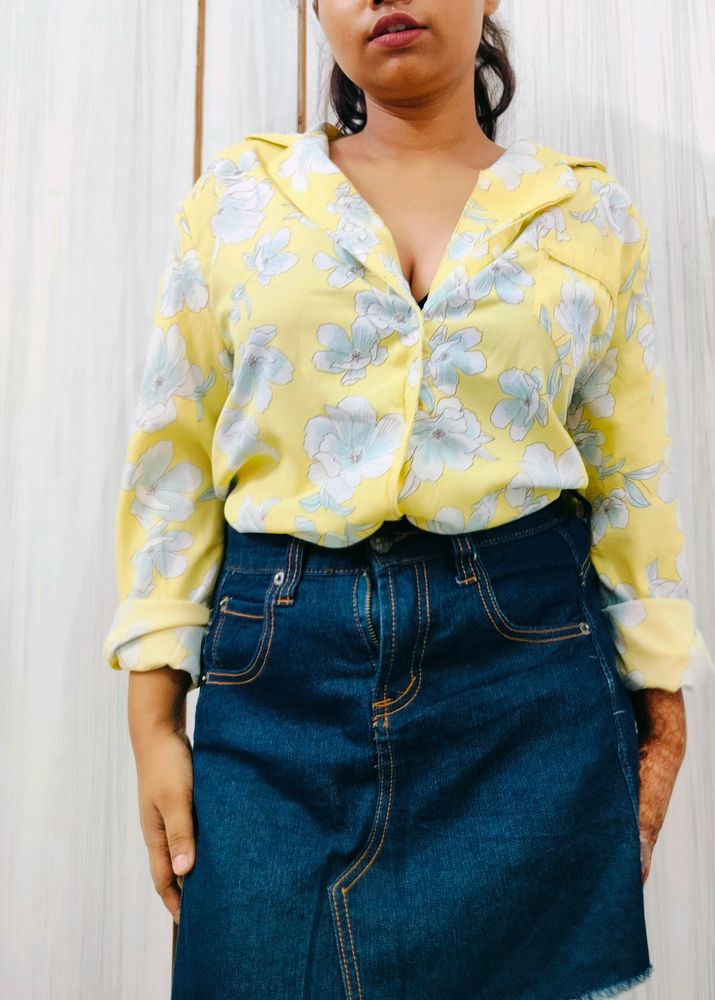 Beautiful Yellow Flowery Shirt🌷SALE🌷