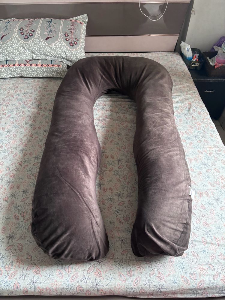 Wakefit Preg Pillow