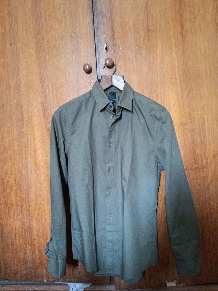 H&M Slim Fit Shirt Olive Green