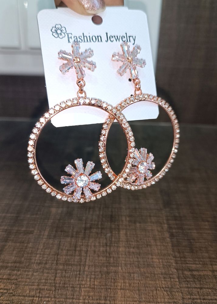 Rose Gold Elegant Hoop Earring