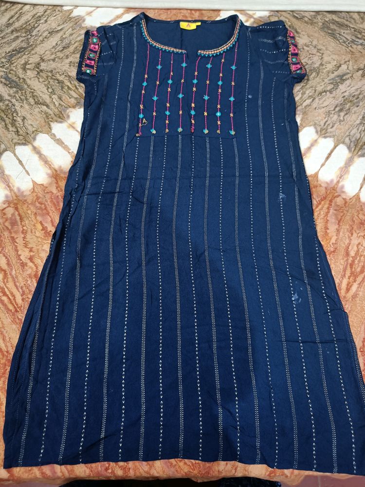 Kurti .. L Size