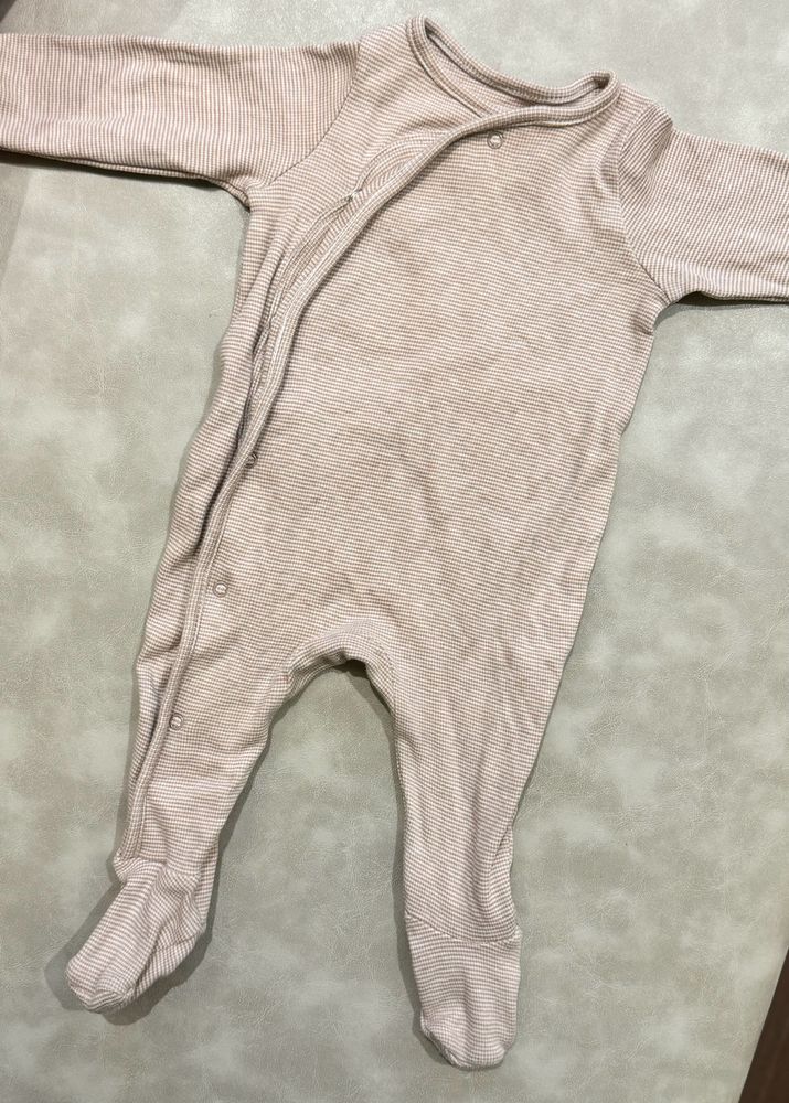 2-5 Months Baby Full Dress,Boys / Girls Wear