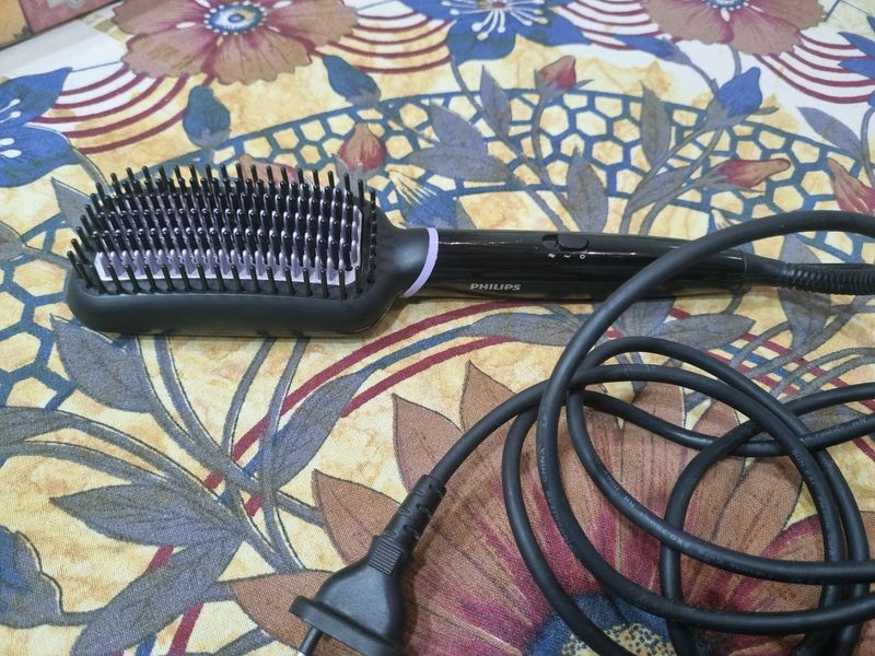 Philips Hair Brush Straightner