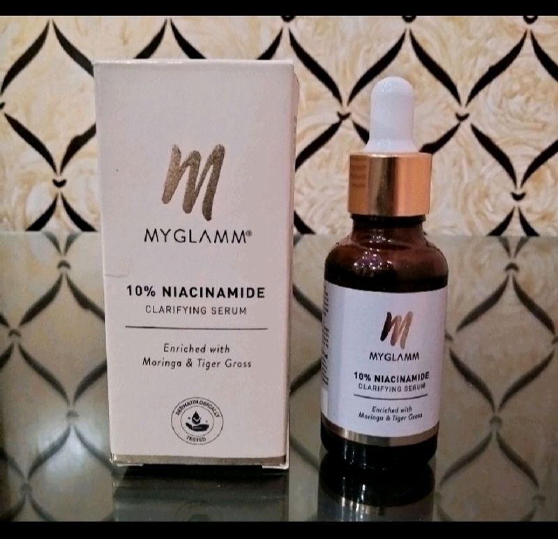 Myglamm 10% Niacinamide Clarifying Face Serum