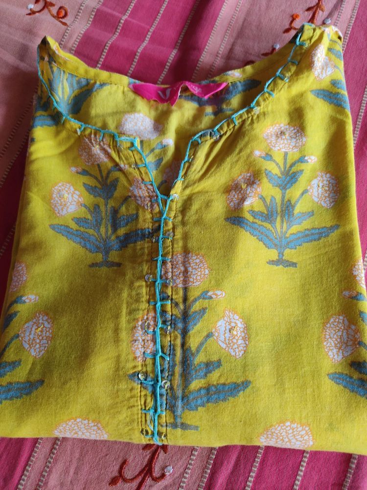 Varanga Floral Kurti