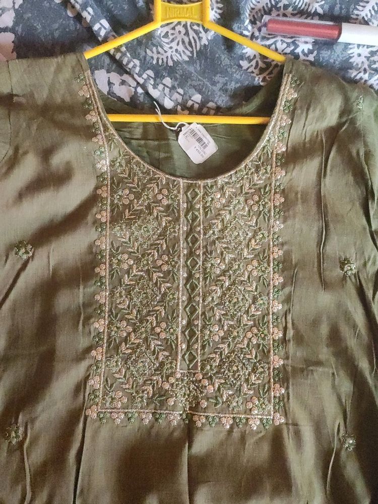 Pista Green Kurti With Golden Embroidery Work