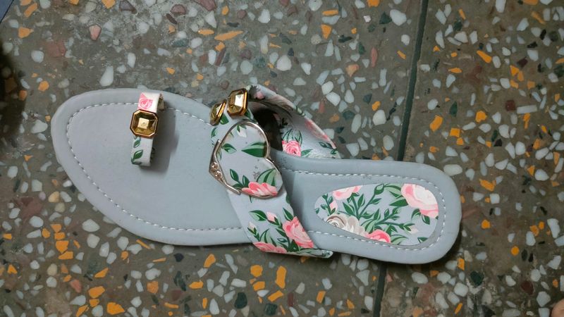 Flat Sandals For Womens No Return!