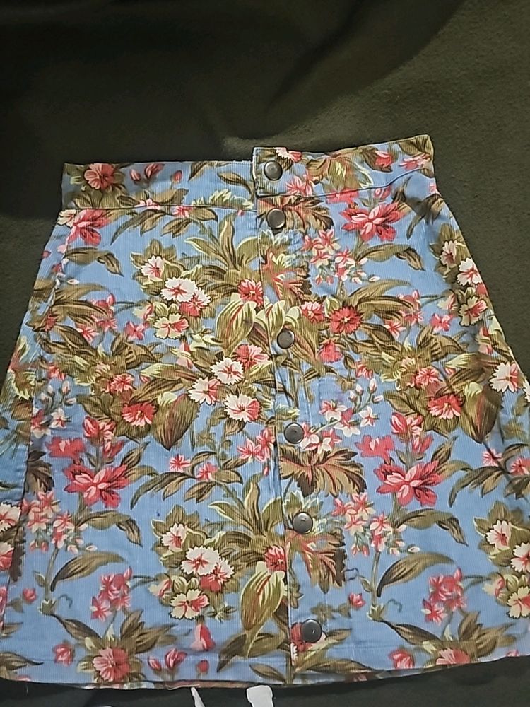 Skirt With Floral Print