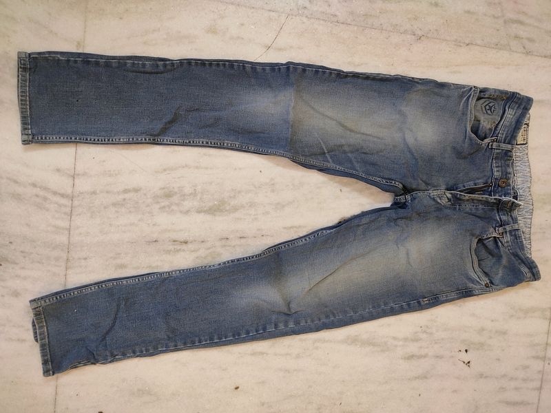 Numero uno branded jeans