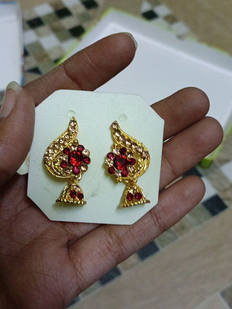 Wine Colour Earrings 2 Pair