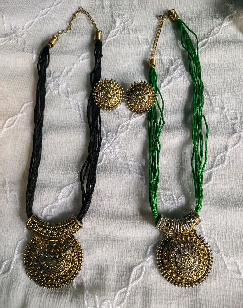 2 Necklace Set