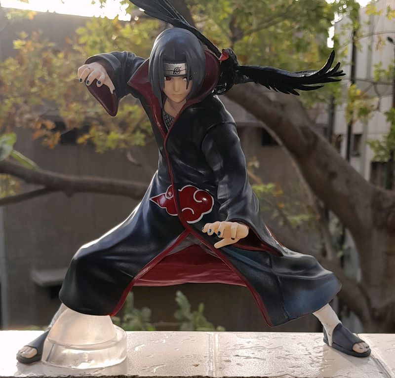 ITACHI + KAKASHI ACTION FIGURE